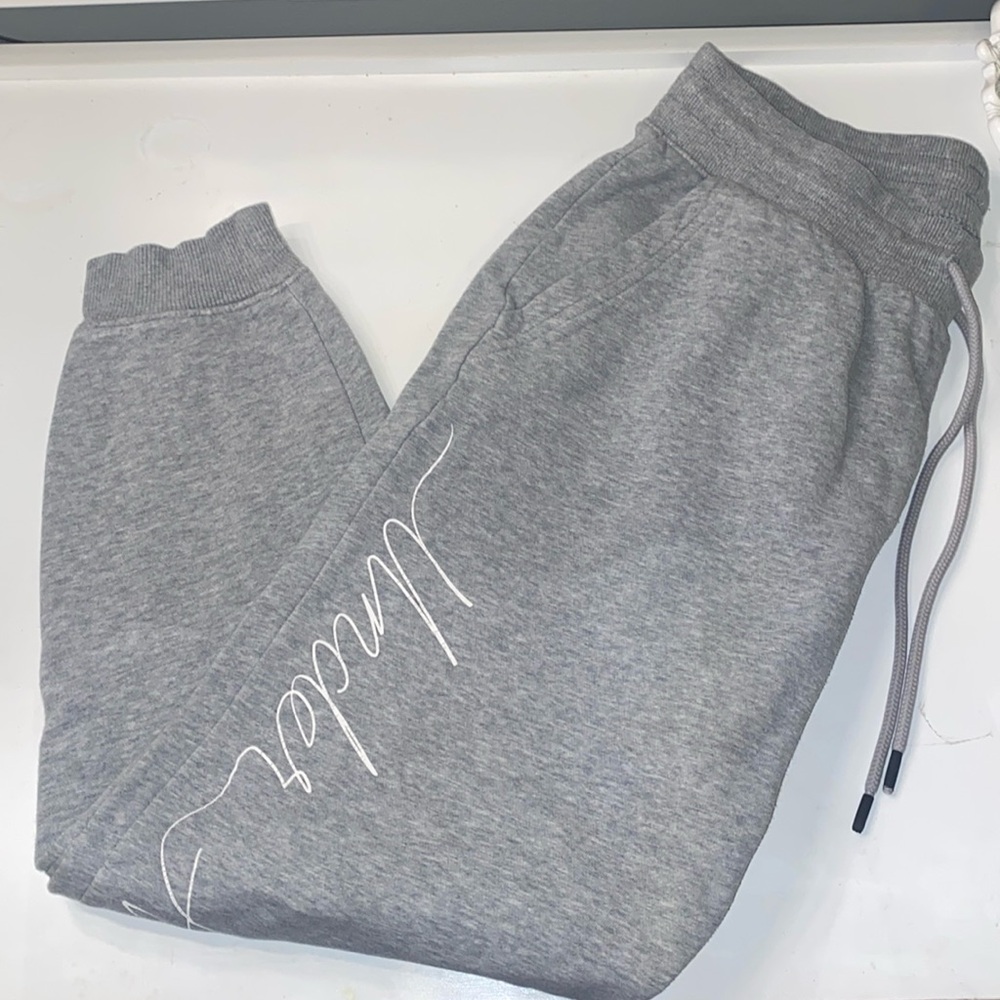 Under armor loose sweatpants